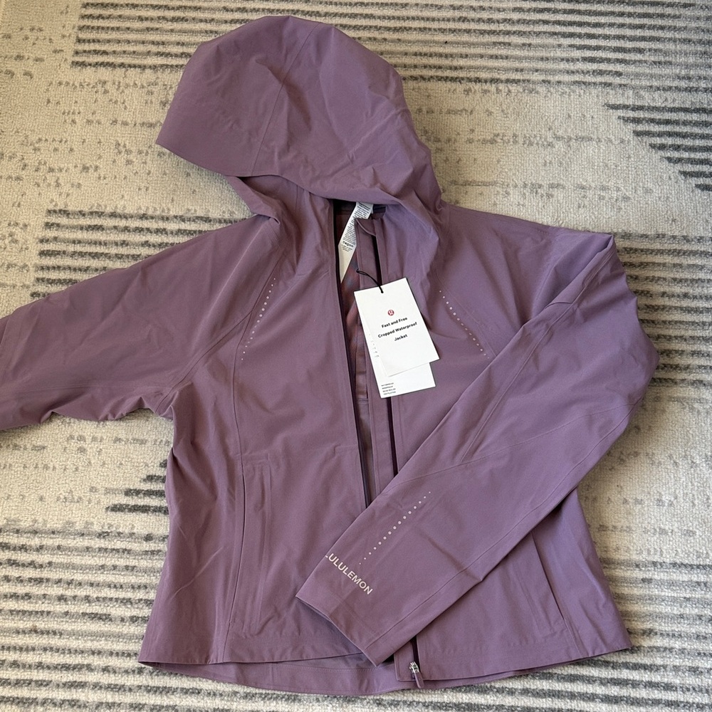 NEW- Lululemon Cropped Waterproof Jacket